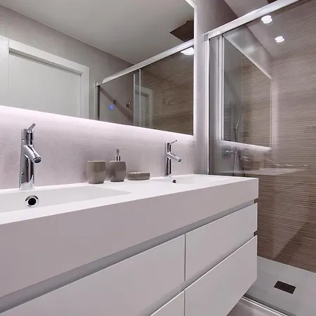 Sunset Sailors Elegant Apartamento *